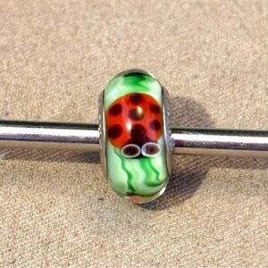 Pugster art glass bead Green with red & black ladybugs Silver edges
